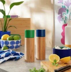 Habitat Emerald Salt And Pepper Mill Set - Blue And Green 6 Habitat Emerald Salt And Pepper Mill Set - Blue And Green -Trend Furniture 1358139 R Z001C