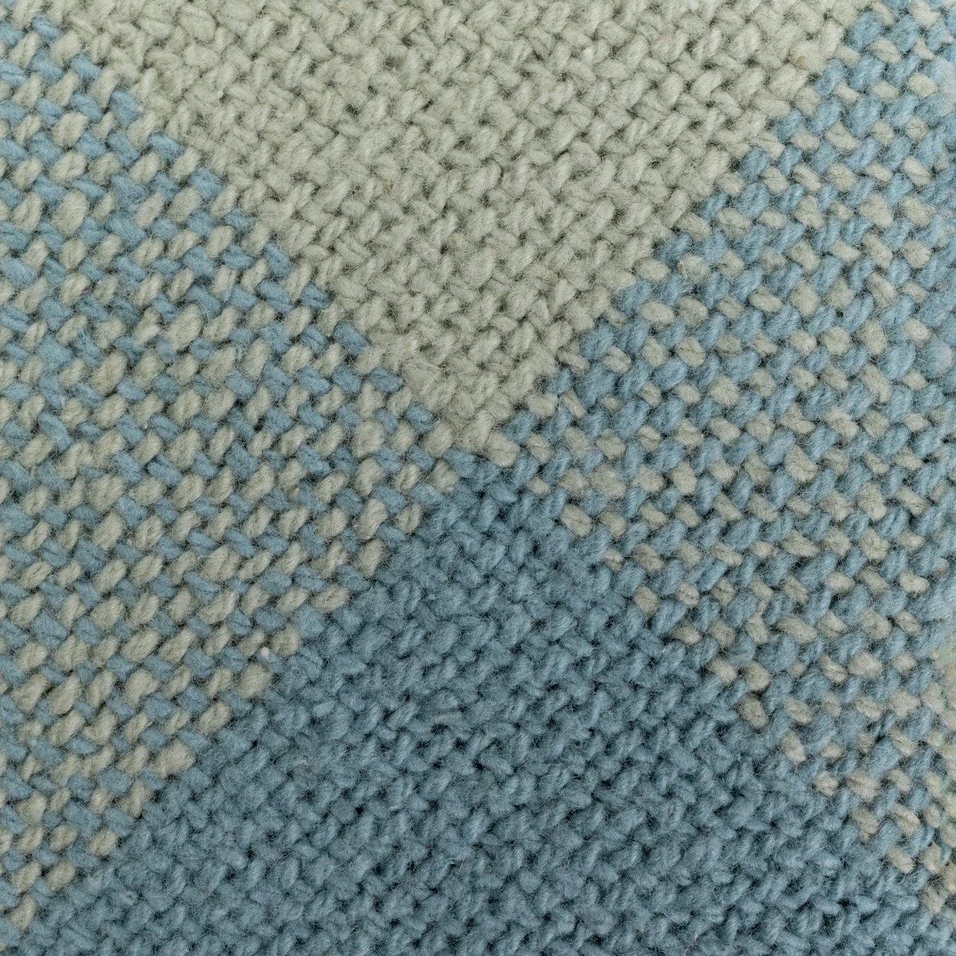 Habitat Gingham Check Handwoven Throw - 125x150cm 5 Habitat Gingham Check Handwoven Throw - 125x150cm - Image 3