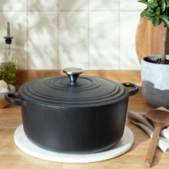 Habitat 5.3 Litre Cast Iron Casserole Dish - Black 13 Habitat 5.3 Litre Cast Iron Casserole Dish - Black -Trend Furniture 3065358 R Z002C