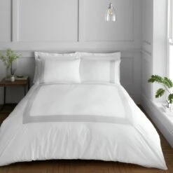 Bianca Cotton 180 TC Tailored White Bedding Set - Double