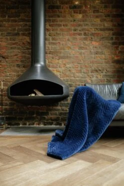 Dreamland Deluxe Velvet Royal Blue Heated Throw - Large 28 Dreamland Deluxe Velvet Royal Blue Heated Throw - Large -Trend Furniture 3340901 R Z008A