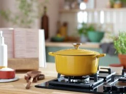 Habitat Global 3.3 Litre Cast Iron Casserole Dish -Trend Furniture 4371735 R Z001C