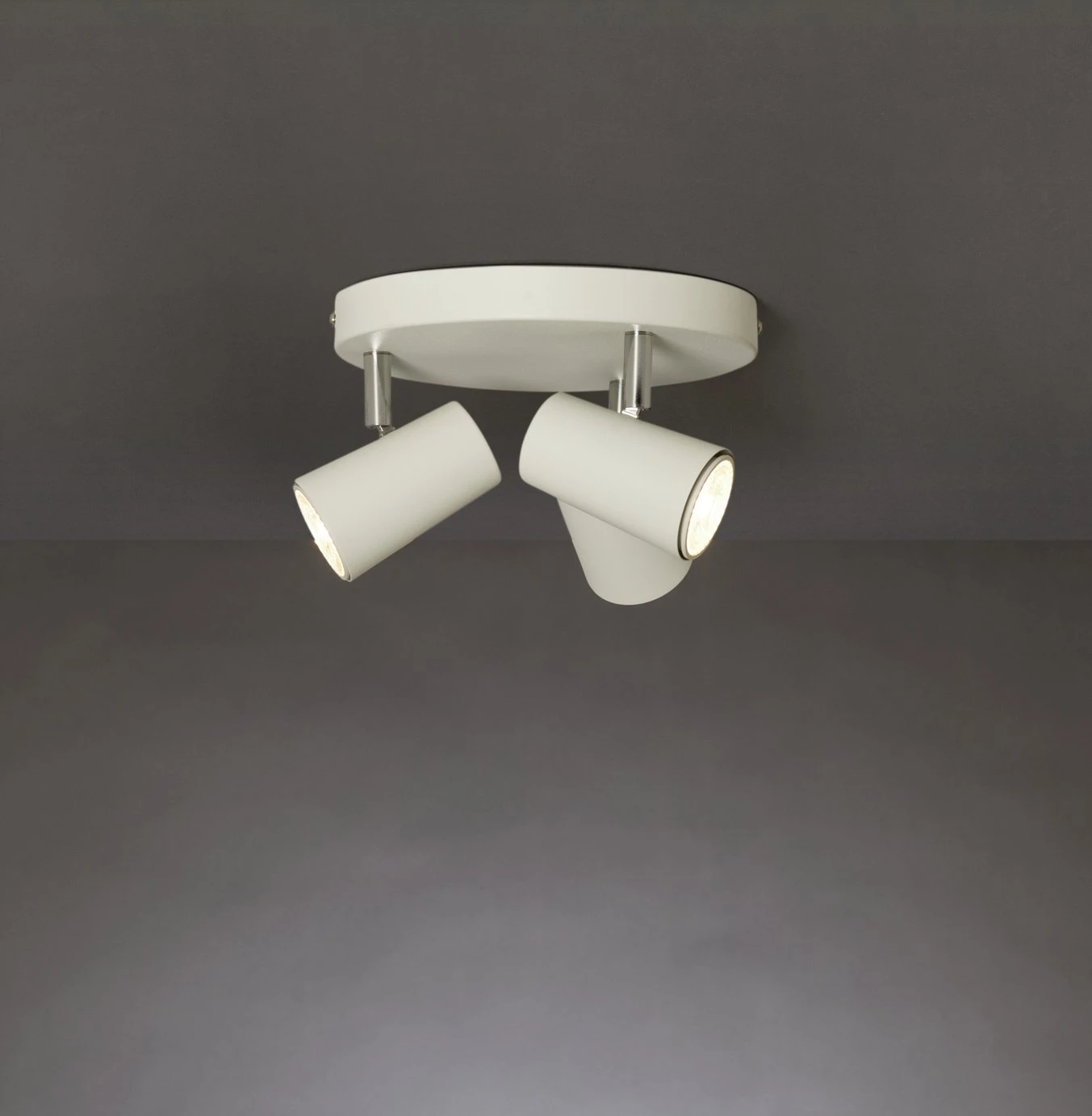 Habitat 3 Light Spotlight Plate - Matt White 8 Habitat 3 Light Spotlight Plate - Matt White - Image 6