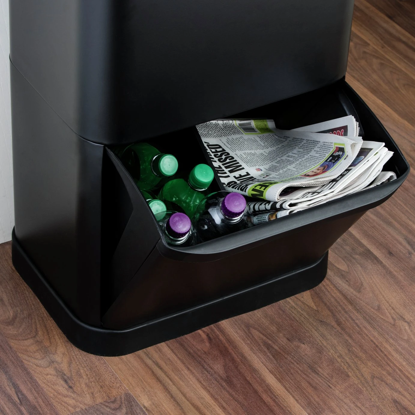 Tower 70 Litre Recycling Sensor Bin - Black 8 Tower 70 Litre Recycling Sensor Bin - Black - Image 6