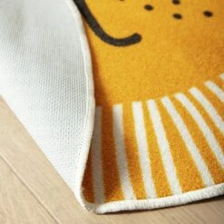 Habitat Kids Lion Face Circle Rug - Yellow - 100x100cm 11 Habitat Kids Lion Face Circle Rug - Yellow - 100x100cm -Trend Furniture 9338065 R Z003C