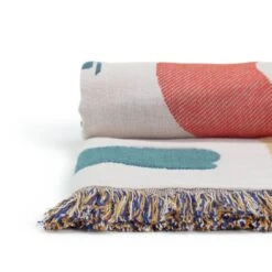 Habitat Studio Squiggle Cotton Throw - Multicoloured -Trend Furniture 9340541 R Z002A