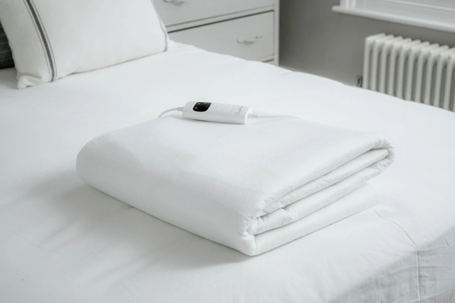 Dreamland Antibacterial Heated Underblanket - Double 15 Dreamland Antibacterial Heated Underblanket - Double - Image 13