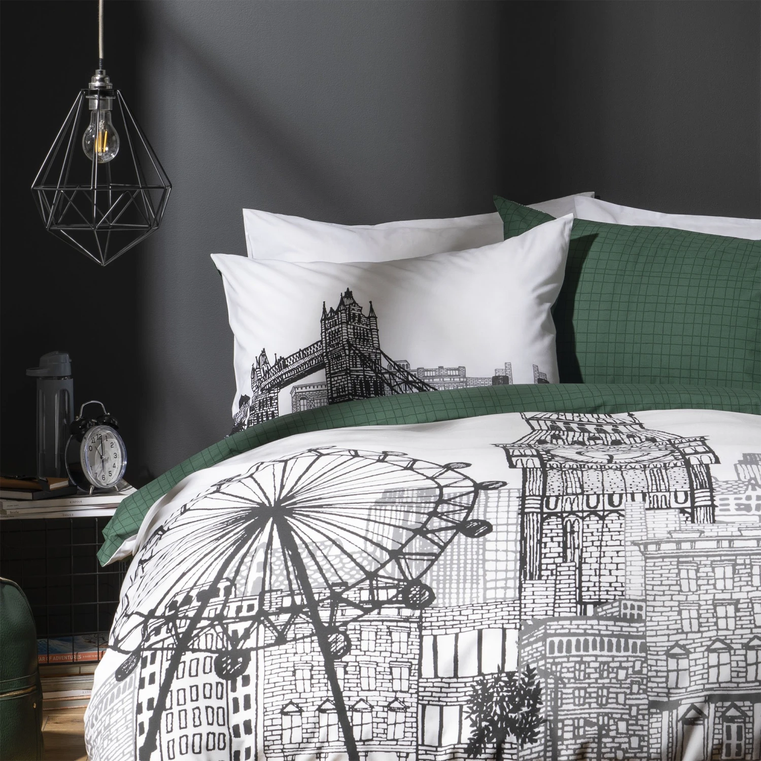 Habitat London Skyline Print Black &White Bedding Set-Single 3 Habitat London Skyline Print Black &White Bedding Set-Single