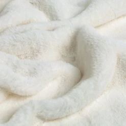 Habitat Faux Fur Plain Throw - Cream - 125x150cm -Trend Furniture 9520268 R Z002A
