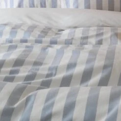 Habitat Stripe Sky Blue & White Bedding Set - Double -Trend Furniture 9520385 R Z003C
