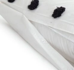 Habitat Cotton Tufted Spot White & Black Bedding Set -Single 12 Habitat Cotton Tufted Spot White & Black Bedding Set -Single -Trend Furniture 9560651 R Z004A