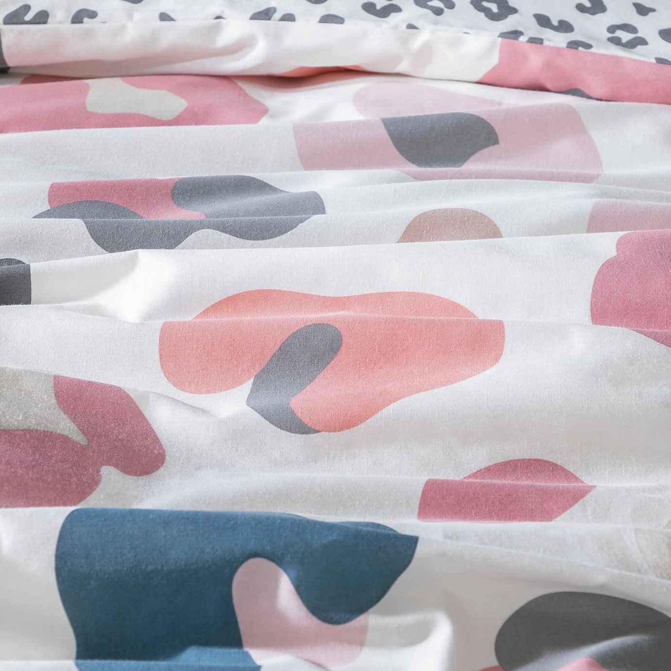 Habitat Animal Print White Kids Bedding Set - Single 8 Habitat Animal Print White Kids Bedding Set - Single - Image 6